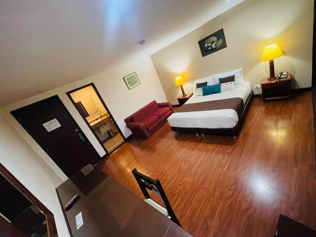 Hotel La Sabana Богота Екстер'єр фото