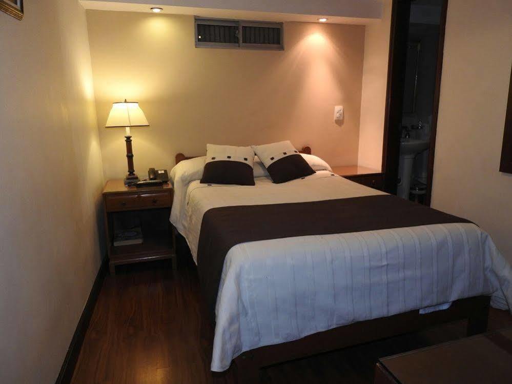 Hotel La Sabana Богота Екстер'єр фото
