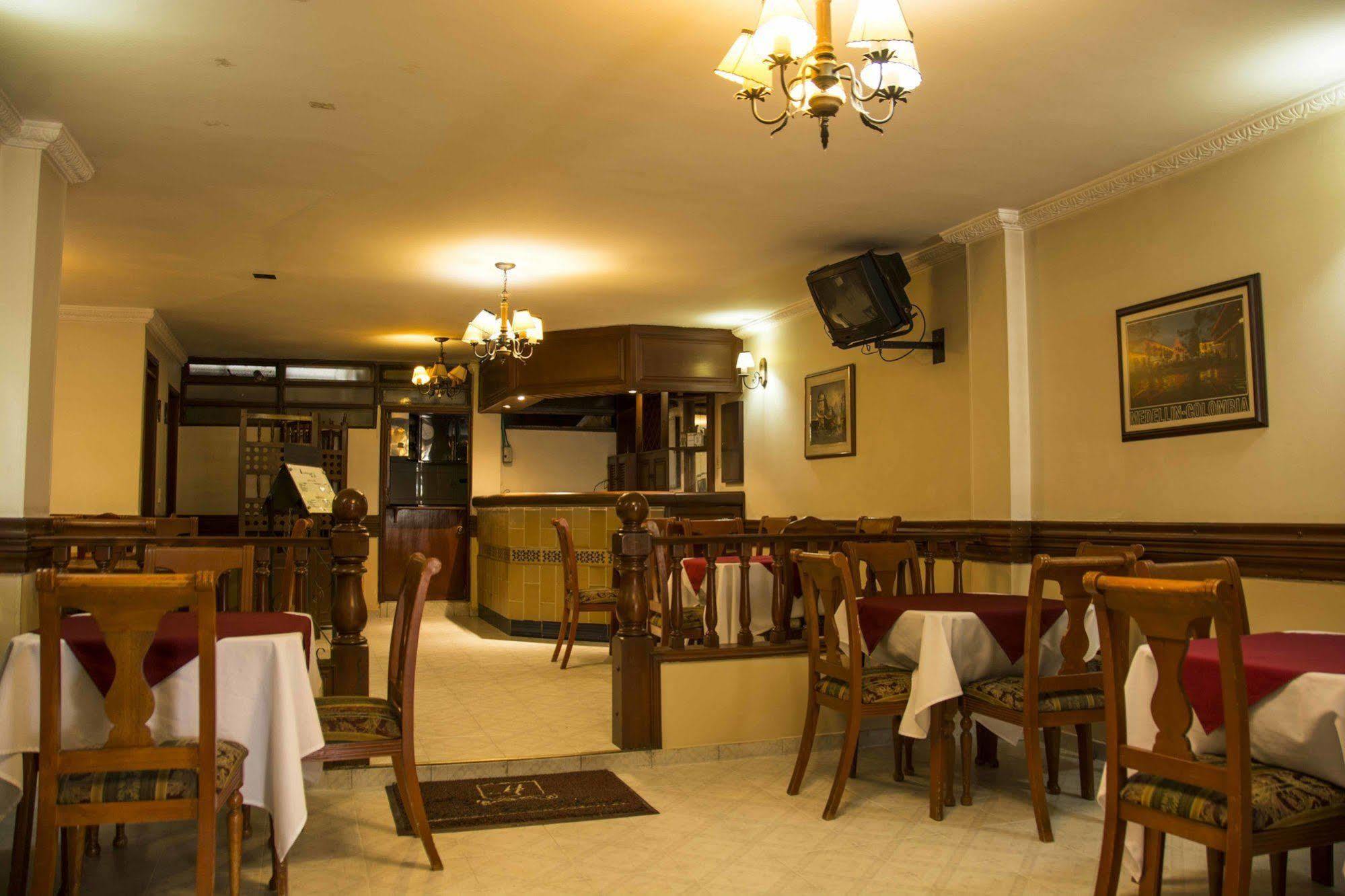 Hotel La Sabana Богота Екстер'єр фото